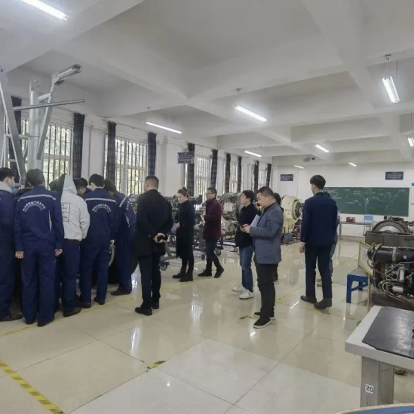 君山航校,君山航空,航空,航空服务,电商,电子商务,机电,机电设备维修与安装,旅管,旅游服务与管理,平面设计,计算机应用,建筑工程施工,对口升学,岳阳建科,岳阳航空科技