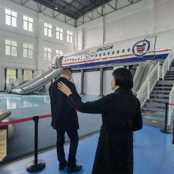 君山航校,君山航空,航空,航空服务,电商,电子商务,机电,机电设备维修与安装,旅管,旅游服务与管理,平面设计,计算机应用,建筑工程施工,对口升学,岳阳建科,岳阳航空科技