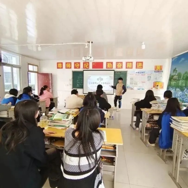 君山航校,君山航空,航空,航空服务,电商,电子商务,机电,机电设备维修与安装,旅管,旅游服务与管理,平面设计,计算机应用,建筑工程施工,对口升学,岳阳建科,岳阳航空科技